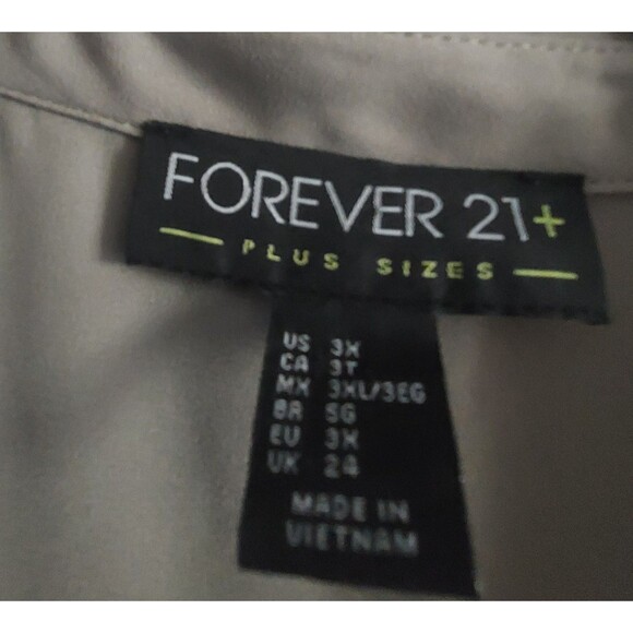Forever 21 Tops Women Plus 3X, Open Shoulder Pretty, 22.5 Inch Of Armp To Armp - Picture 2 of 12